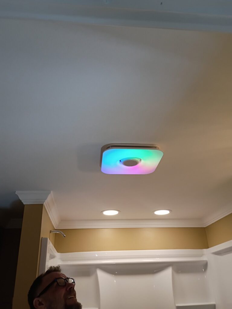 Color-changing ceiling fixture